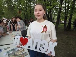 Студенты колледжа приняли участие в торжественных мероприятиях, посвящённых Дню Победы.